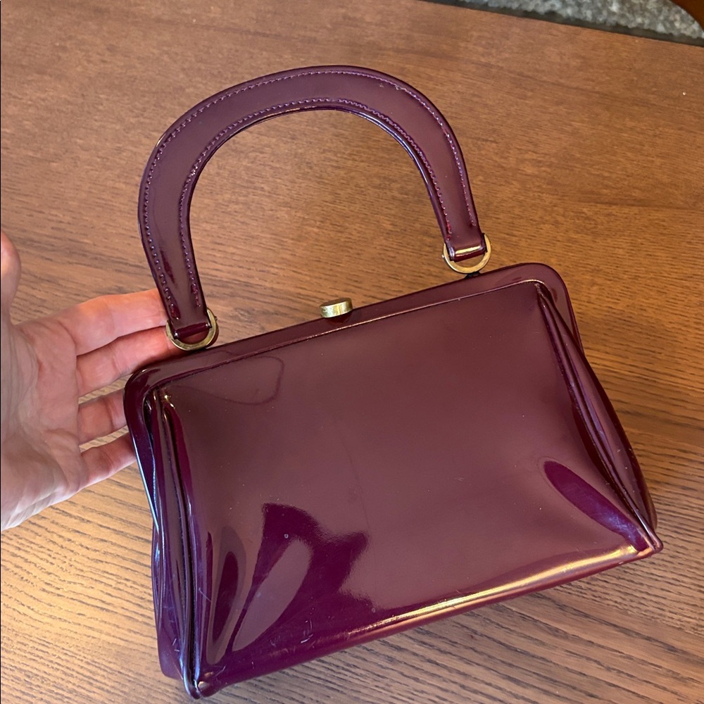 GOLDCREST LEATHERGOODS - MCM Vintage Plum Patent Leather Handbag